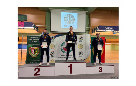 Seniors – Match 1
QUIQUAMPOIX Jean – FRA
BESSAGUET Clément – FRA
CHESNEL Yan – FRA