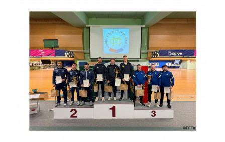 Equipes Seniors – Match 2
FRANCE 2 – BESSAGUET, QUIQUAMPOIX, CHESNEL
ITALIE 1 – MAZZETTI, SPINELLA, MASTROVALERIO
UKRAINE – PASTERNAK, HORODYNETS, KUSHNIROV