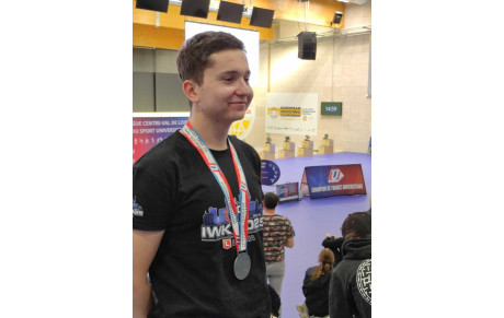Clément DUMAS (ASD) Médaille d'argent au CHAMPIONNAT DE FRANCE FFSU 10m AIR RIFLE N1